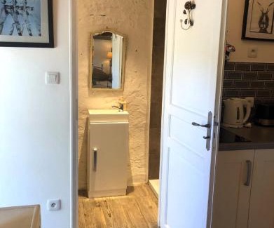 Brigueil-le-Chantre Apartamento | The Petit Prince Studio at Chateau Mareuil