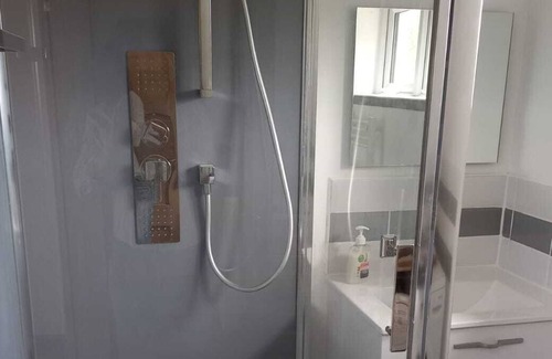 Badecon-le-Pin Casa | The Petite Barn newly renovated in a hamlet a few minutes drive from Gargilesse