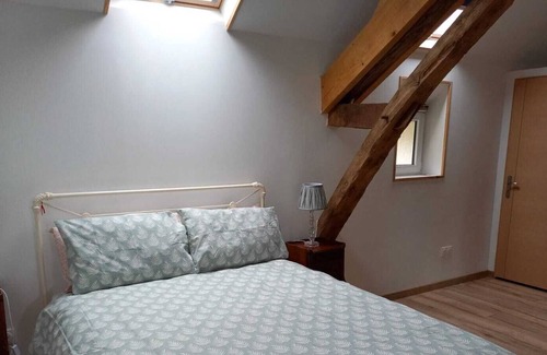 Badecon-le-Pin Casa | The Petite Barn newly renovated in a hamlet a few minutes drive from Gargilesse