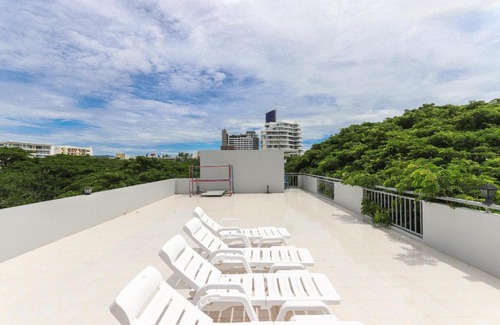 Hua Hin Hotel | The Phen House
