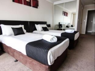 Broadbeach Complejo | The Phoenician Resort