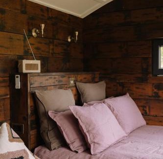 Levare Apartamento | The Piggery - luxe hut retreat