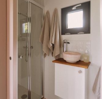 Levare Apartamento | The Piggery - luxe hut retreat