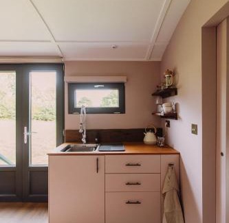 Levare Apartamento | The Piggery - luxe hut retreat