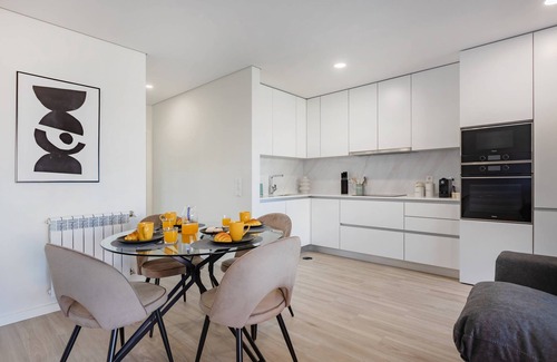 Furadouro Apartamento | The Pine Flat with Pool @ Furadouro