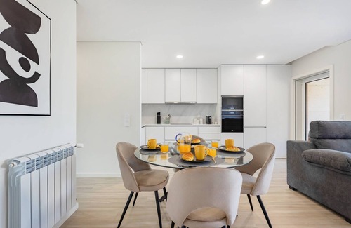 Furadouro Apartamento | The Pine Flat with Pool @ Furadouro
