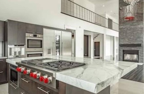 Signal Mountain Casa | The Pines at Signal Mountain with Hot Tub