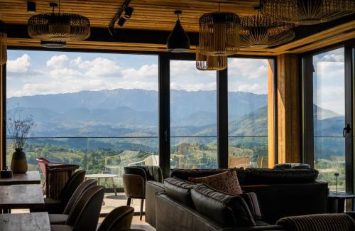 Bran Hotel | The Pines Bucegi Lodge