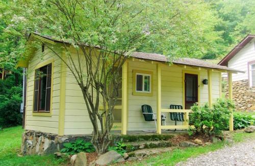 Woodfin Complejo | The Pines Cottages