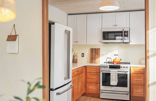 Pocono Lake Casa | The Pines | Cozy Arrowhead Lake Escape with Pools and Outdoor Adventures