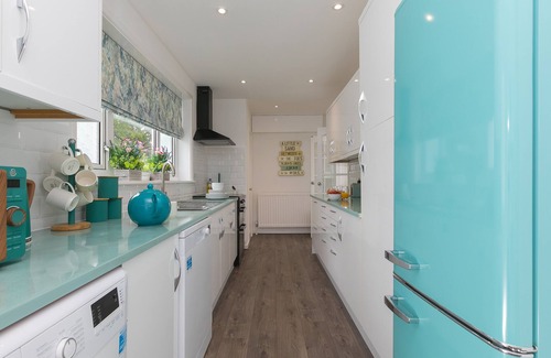 Carbis Bay Casa | THE PINES, pet friendly, country holiday cottage in Carbis Bay