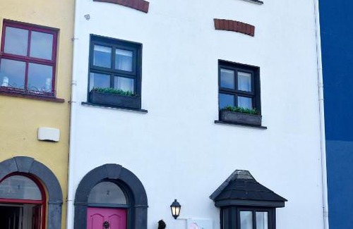 Westport Cama Y Desayuno | The Pink Door Westport