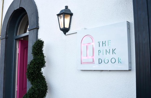 Westport Cama Y Desayuno | The Pink Door Westport