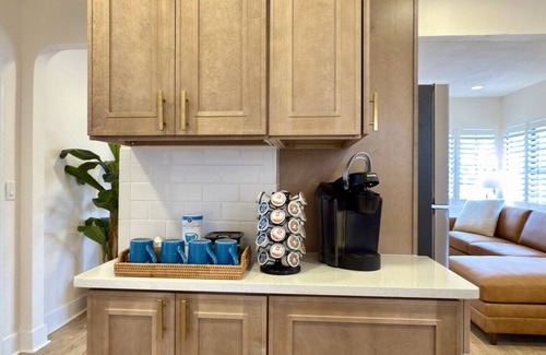 Indian Rocks Beach Casa | The Pink Pelican - Golf Cart Included