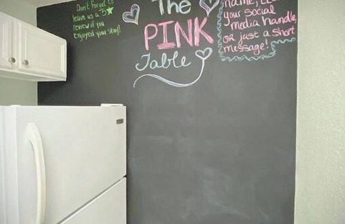 West San Antonio Casa | The Pink Table- Cozy, private townhouse (Monthly)