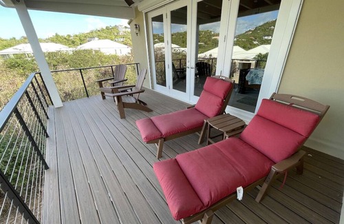Estate Chocolate Hole and Great Cruz Bay Condominio | The Pirate's Landing North - St. John USVI Summer Rates