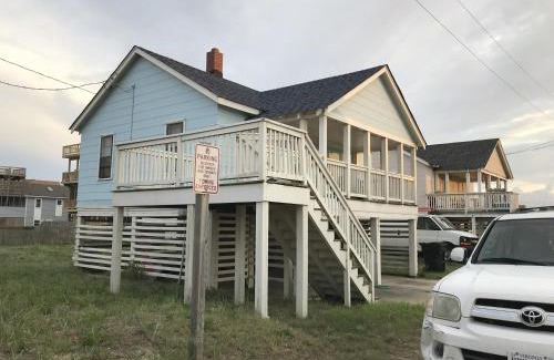 Kitty Hawk Casa | The Pirates' Retreat cottage