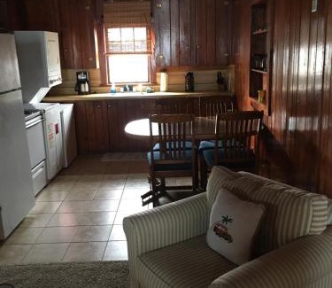 Kitty Hawk Casa | The Pirates' Retreat cottage