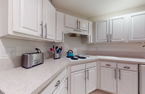 Plantations East Casa | The Plantations condo with sunroom - near beach