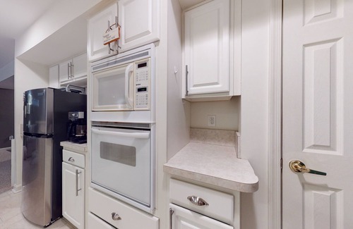 Plantations East Casa | The Plantations condo with sunroom - near beach