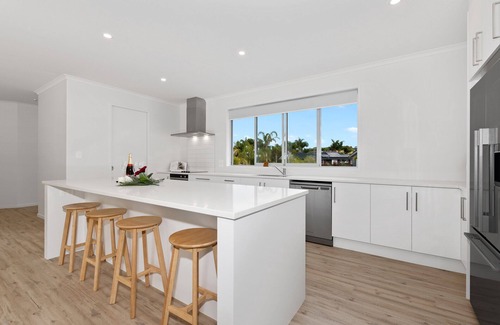 Matapouri Casa | The Platinum Rendezvous - Matapouri Holiday Home