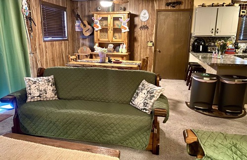 Tobyhanna Chalet De Esquí | 🐻The Poconos Rustic Cozy Bear Chalet Pet-Friendly