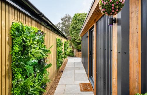Corston Casa | The Pod at Avonwood House