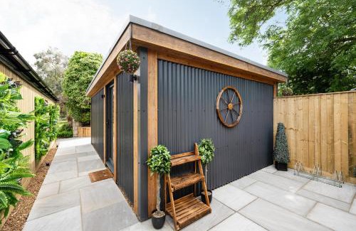 Corston Casa | The Pod at Avonwood House