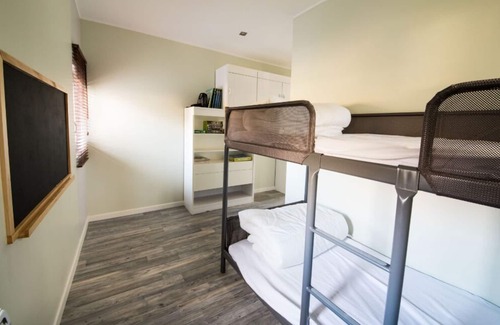 Festubert Casa | El estanque de una casa de 3 dormitorios con estanque de pesca