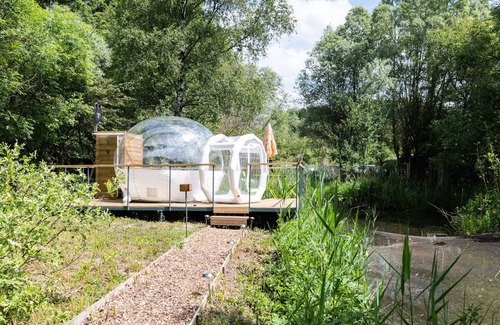 Festubert Cabina | El estanque estanque un descanso noches inusuales