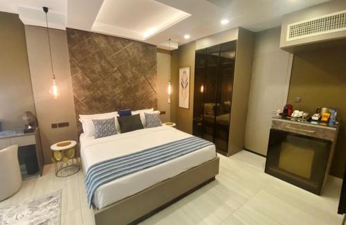 Cantonments Apartamento | THE POOL LABONE