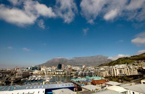 Victoria and Alfred Waterfront Hotel | The Portswood Hotel