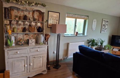 Carmarthen Casa | The Potting Shed And The Garden Shed Self Catering