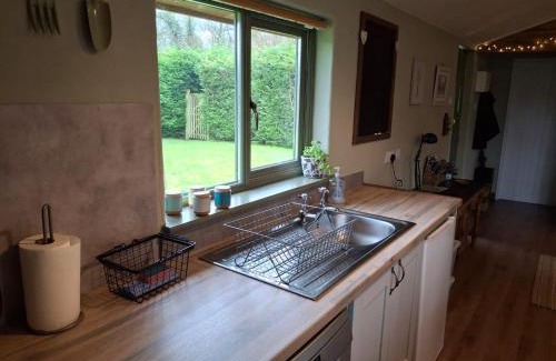 Carmarthen Casa | The Potting Shed And The Garden Shed Self Catering