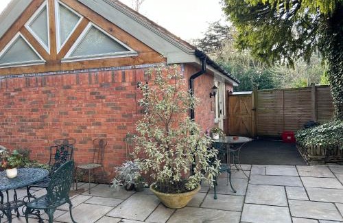 Warwick Apartamento | The Potting Shed