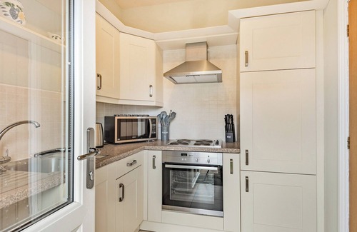 Woodhall Spa Cabaña | The Potting Shed - UK36120