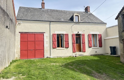 Argy Casa | The pretty house in front of the Argy's Castle