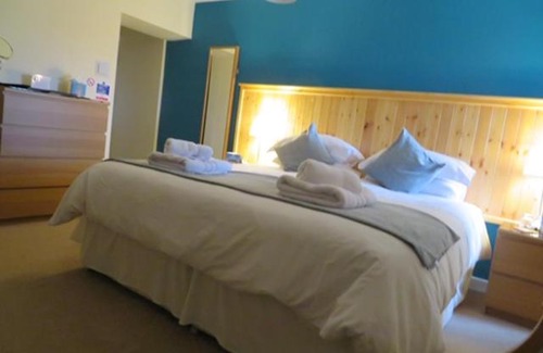 Ty Croes Cama Y Desayuno | The Prince Llewelyn B&B