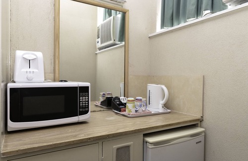 Doveton Hotel | The Prince Mark Motor Inn