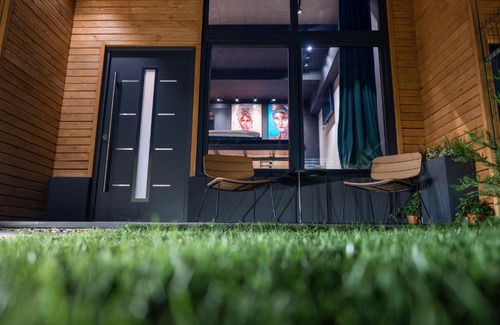 Fagaras Apartamento | The Public Aparthotel 2