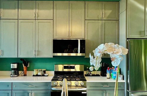 Biloxi Casa | The Pullman House #822 - Downtown Townhouse with Pool