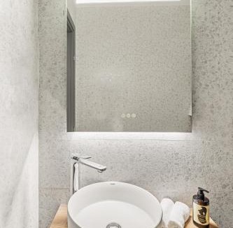 Exarhia Hotel | The Q Hotel
