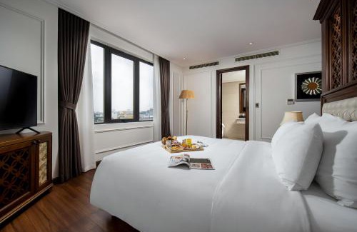 Truc Bach Hotel | The Q Hotel