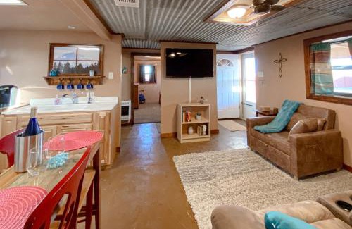 Welch Casa | The Quaint Country Home