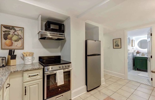 Historic Downtown Savannah Apartamento | The Quaint Quarters on Jones, Historic | Quiet