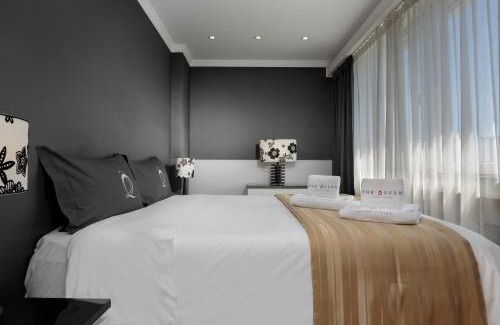 Gare Apartamento | The Queen Luxury Apartments - Villa Fiorita