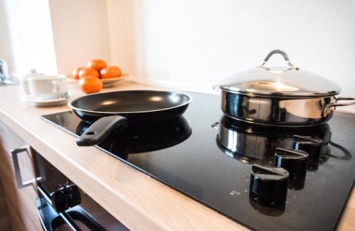 Gare Apartamento | The Queen Luxury Apartments - Villa Carlotta