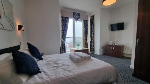 Roker Hotel | The Queen Vic Hotel