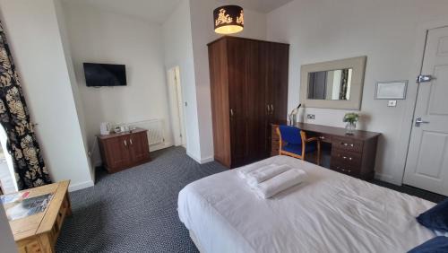 Roker Hotel | The Queen Vic Hotel