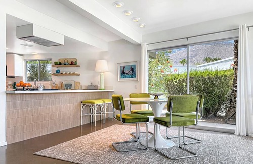 Sunrise Park Condominio | The Quiet Cactus Mid-Century Zen Condo in Historic Firebird Estates